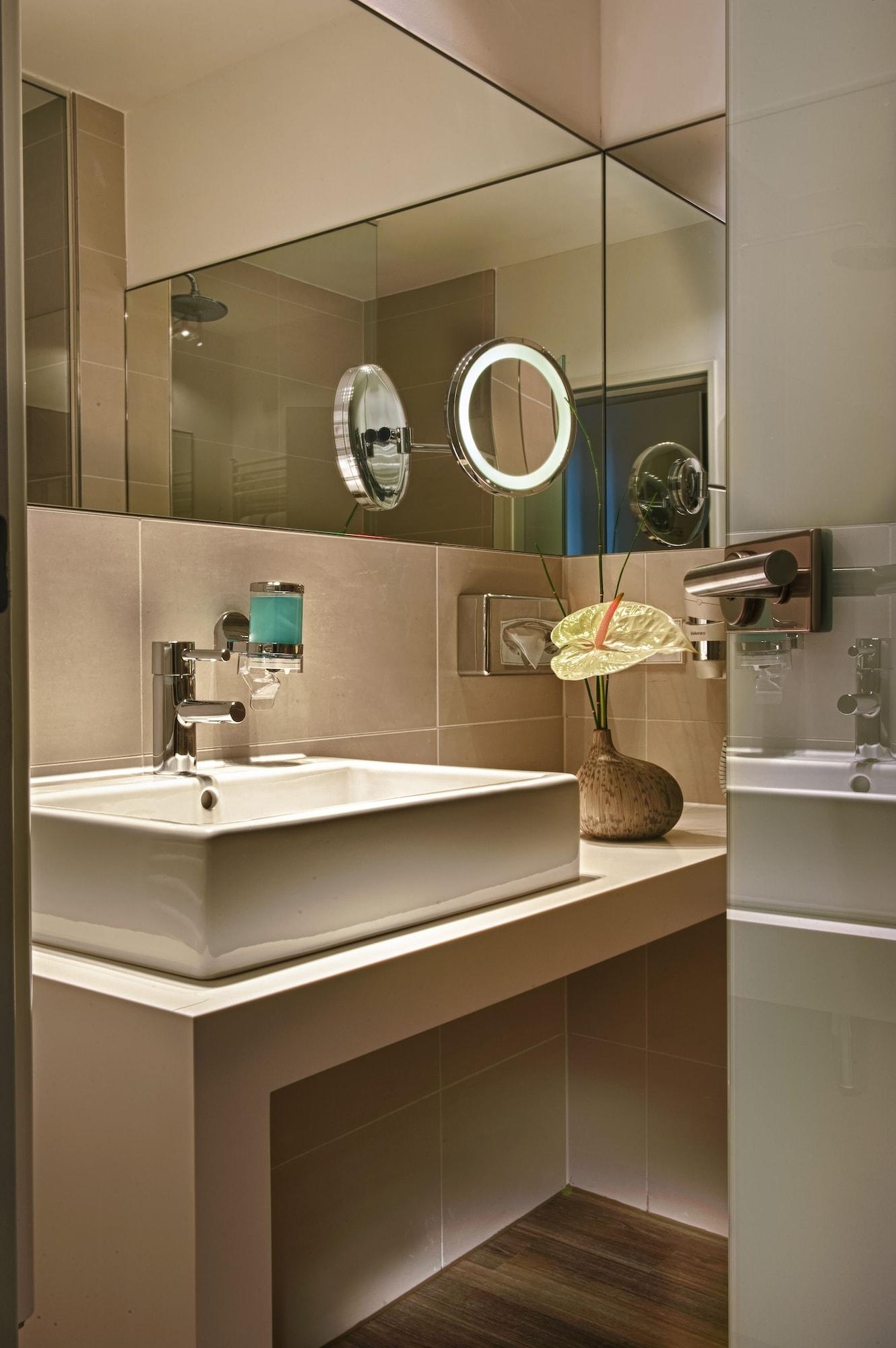 Hotel Conti Duisburg - Partner Of Sorat Hotels 외부 사진